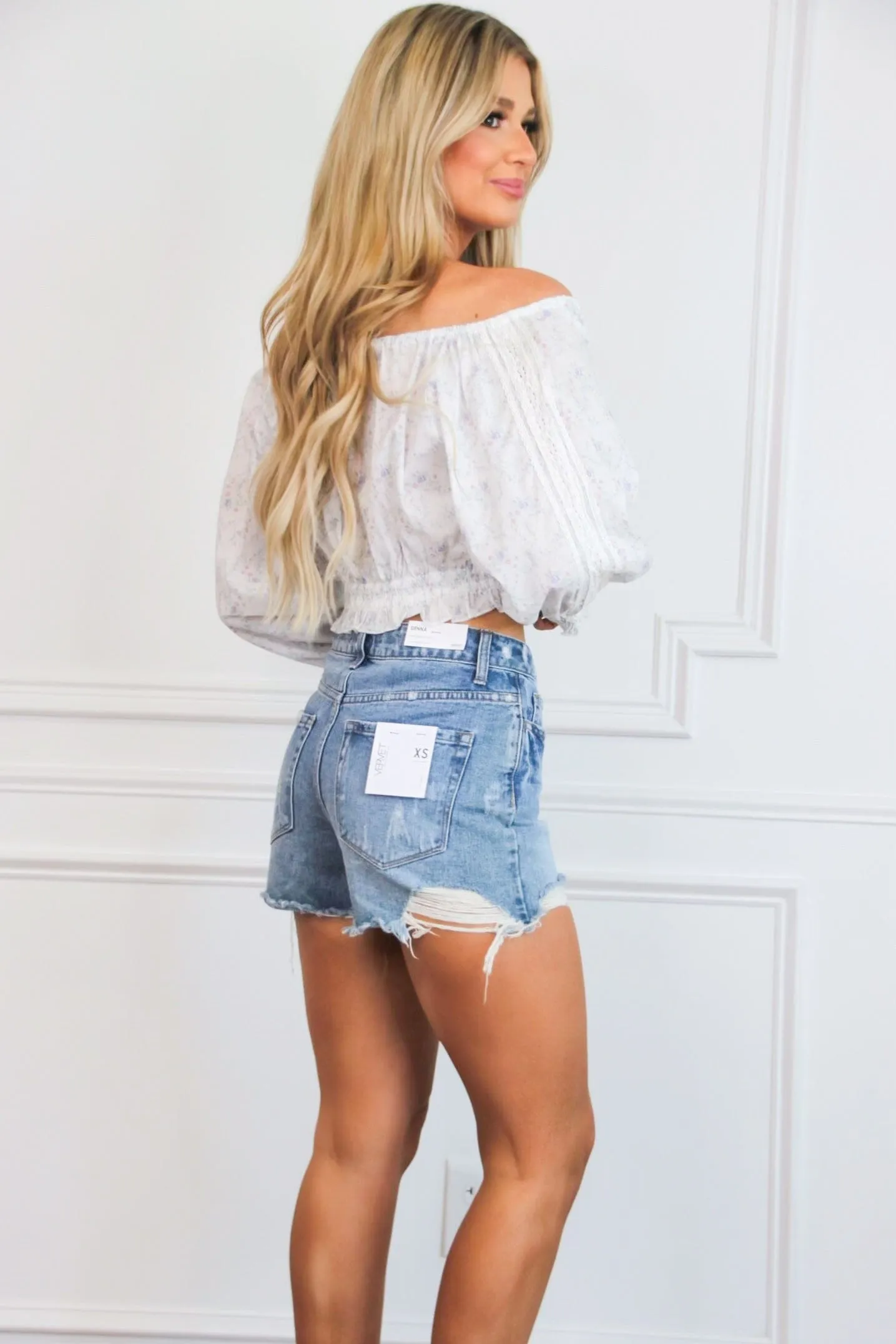 Kelcie Distressed Denim Shorts: Medium Wash