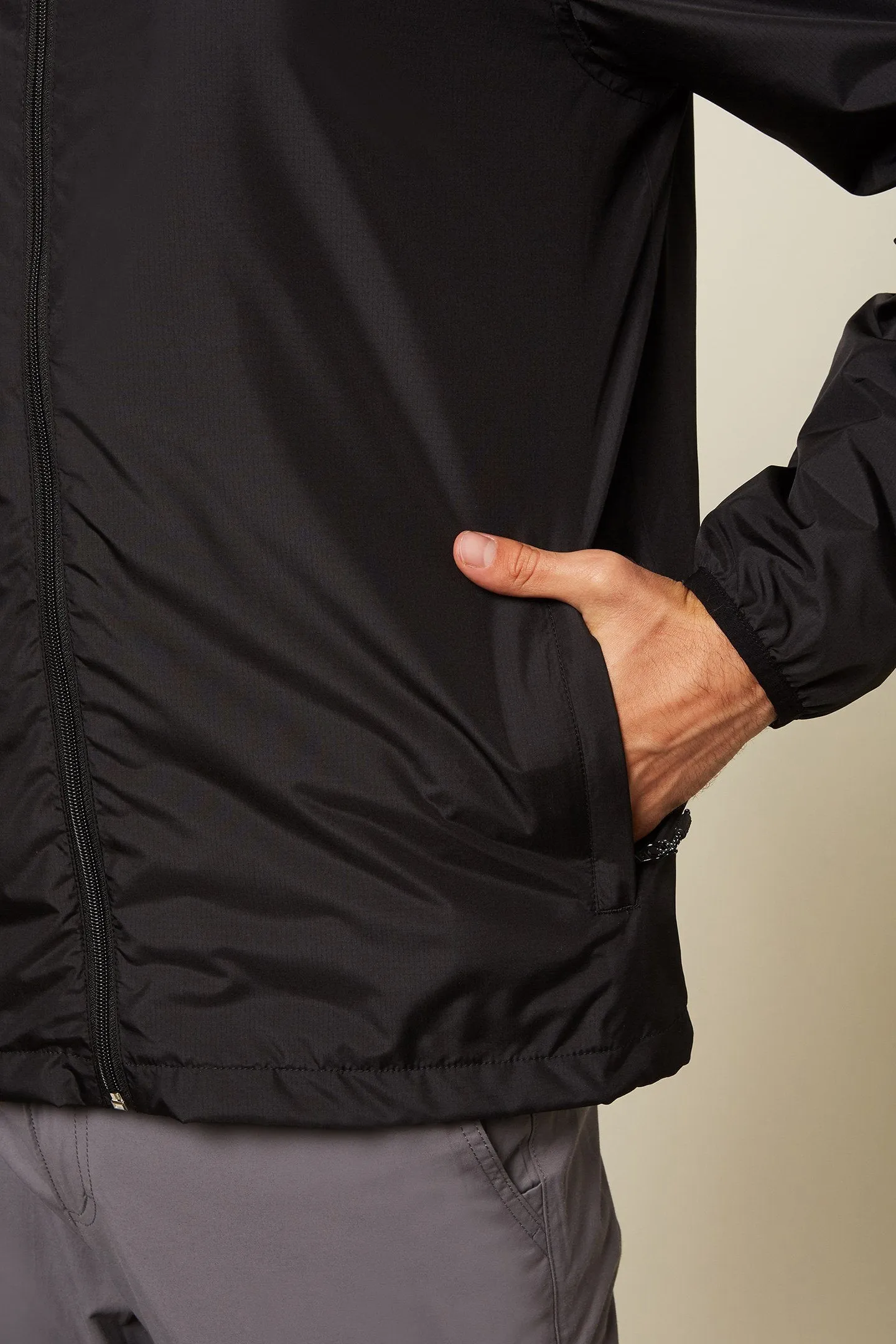 NOMADIC WINDBREAKER